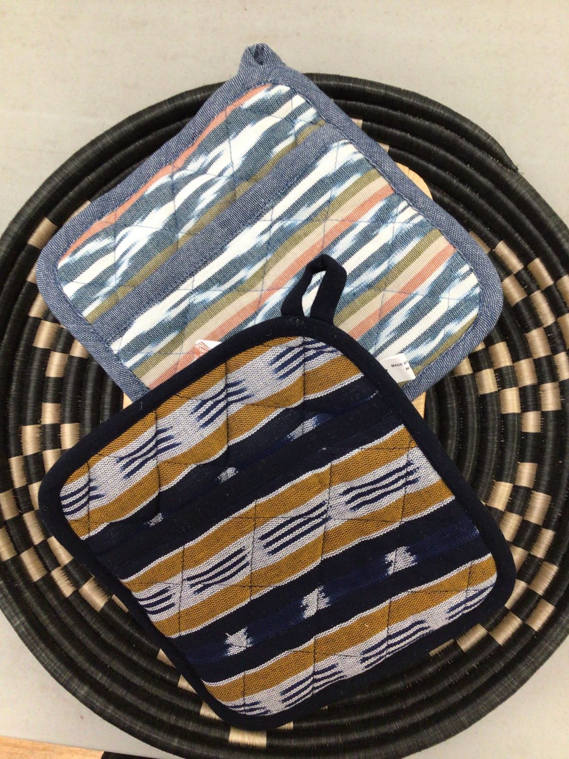 Pocket Pot Holder, Guatemala