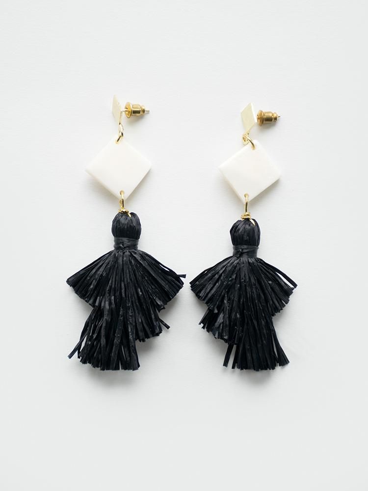 Abby Earrings Black, India