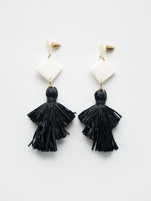 Abby Earrings Black, India