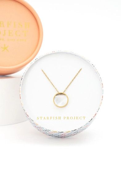 Iris Mother Of Pearl Necklace, China