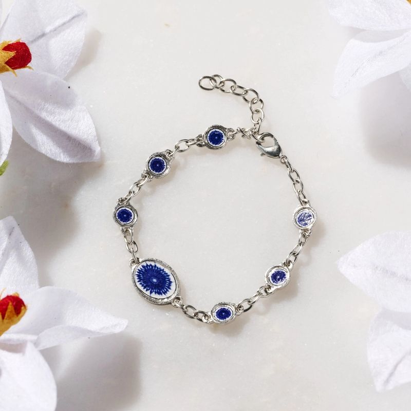 Neela Link Bracelet, India