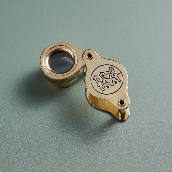 Portable Magnifier, India