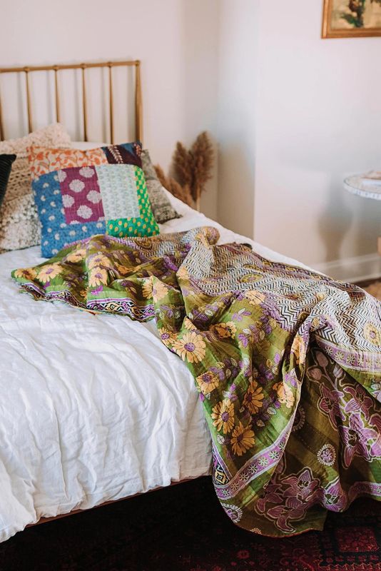 Sacred Sari Throw, Bangladesh