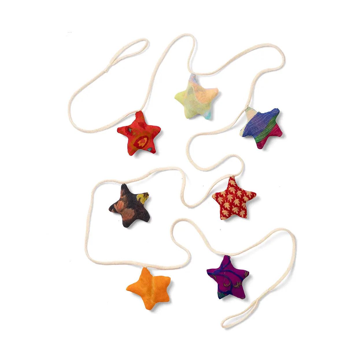 Upcycled Sari Star Garland, India