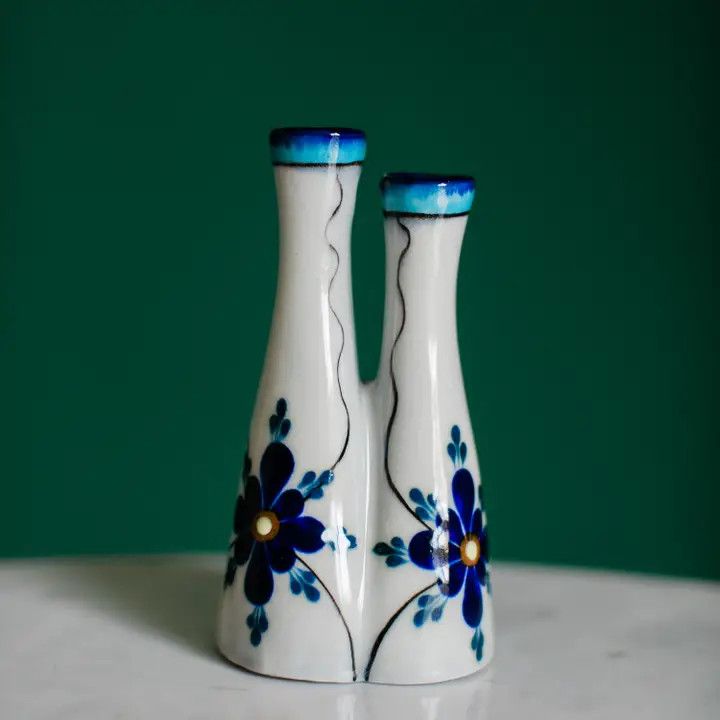 Double Bud Vase, Guatemala