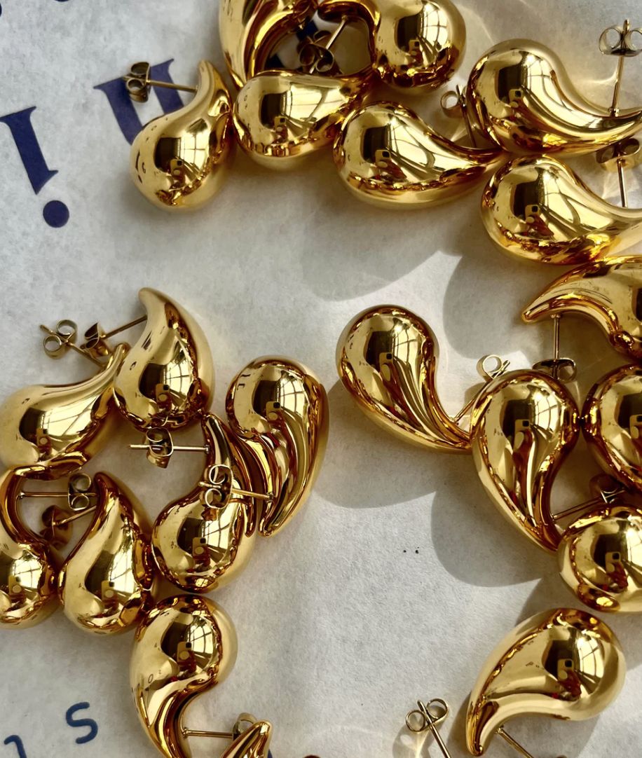 Bonnie Studios - Bieber drop earrings gold