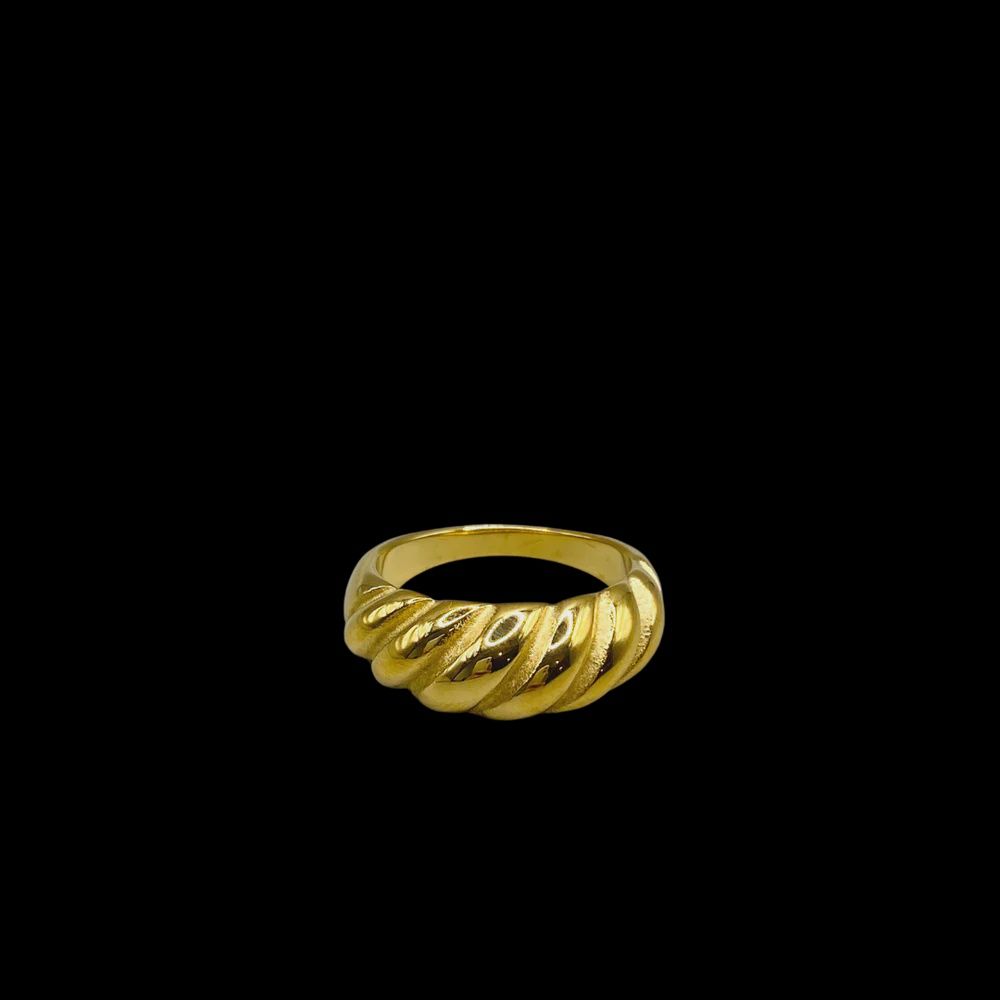 Bonnie Studios BS35 - Croissant Ring