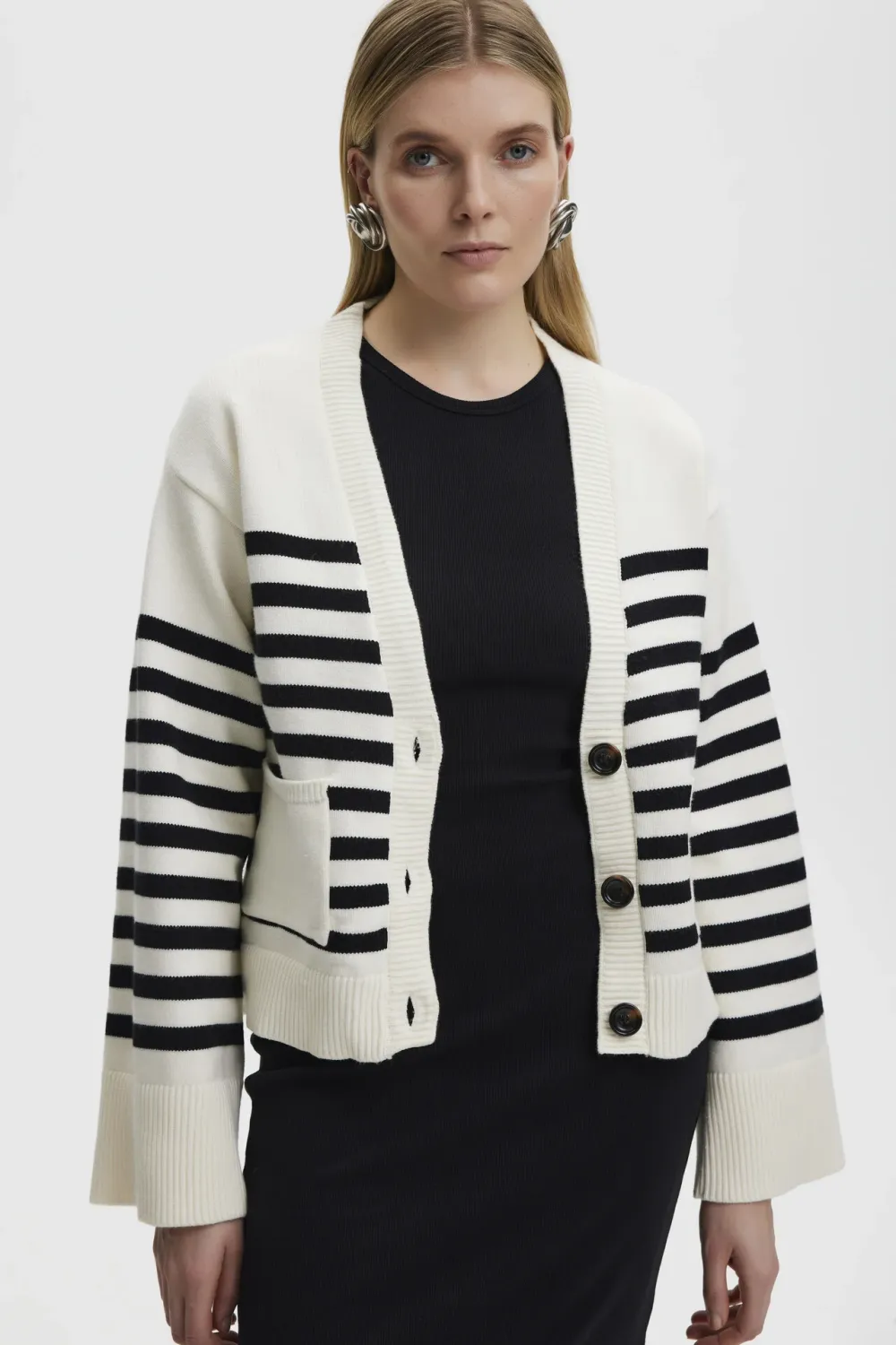Gestuz - Embla cardigan black/off white
