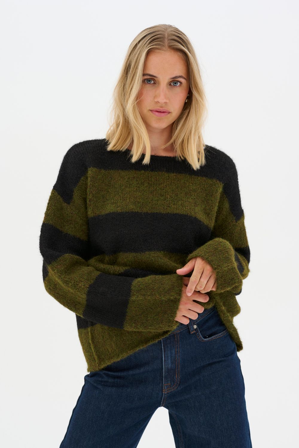 My Essential Wardrobe - Meena Knit pullover Military Olive Mel