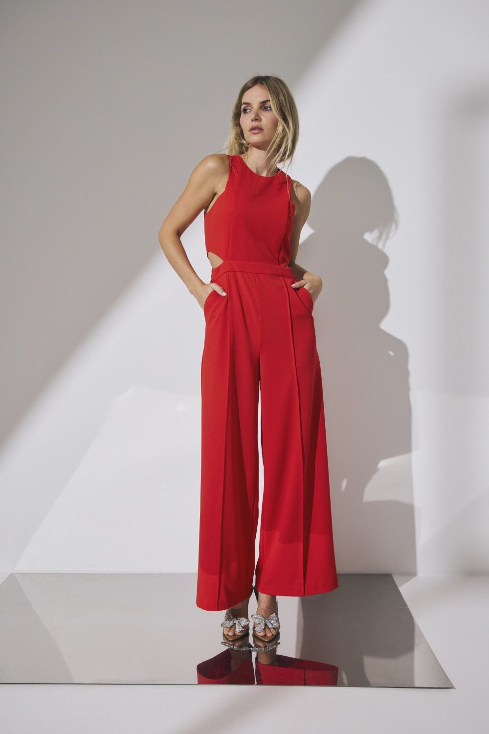 Co&#39;Couture - Falcon Cut-Out LL Suit red