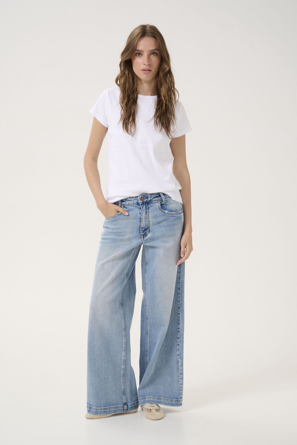 My Essential Wardrobe - Dango high wide jeans light blue