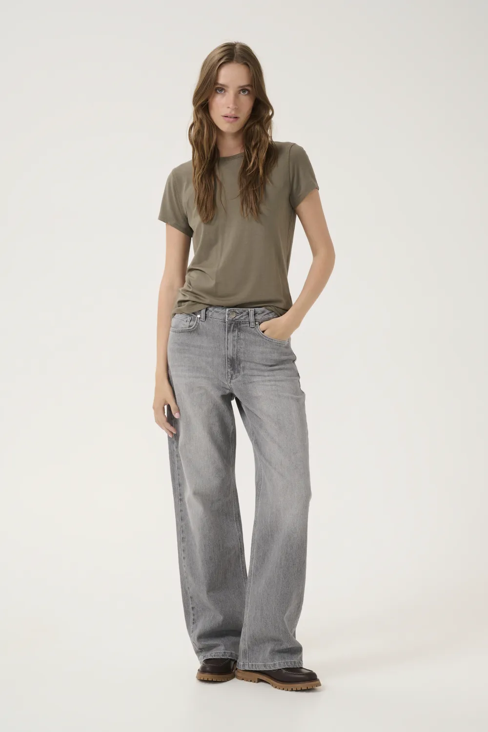 My Essential Wardrobe - The Louis High wide light grey