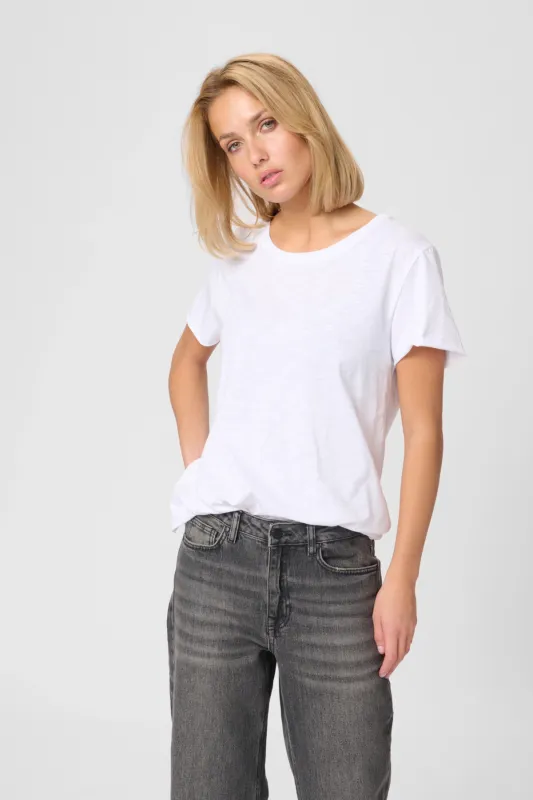 My Essential Wardrobe - The Otee bright white
