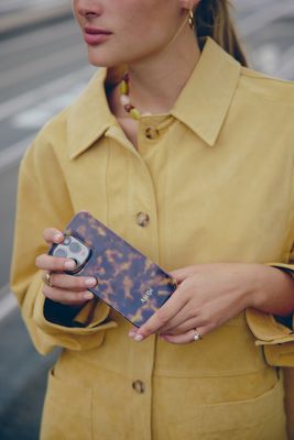 Ateljé - Tortoise iPhone case