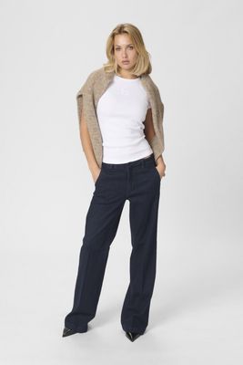 My Essential Wardrobe - The Lara pant dark blue