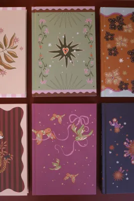 All the Luck in the World - Notitieboekje Paars met vogels