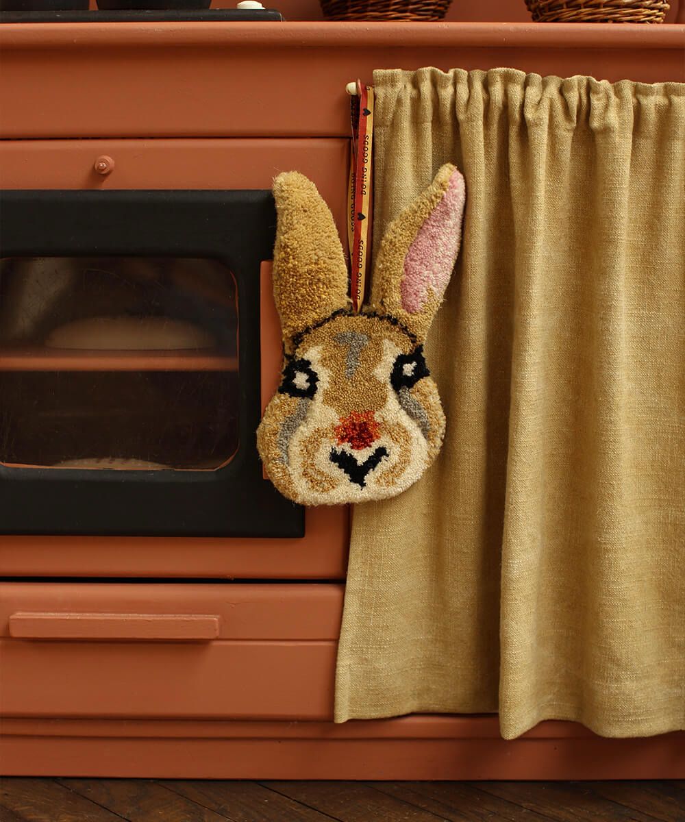 Doing Goods - Betty Bunny Gift Hanger