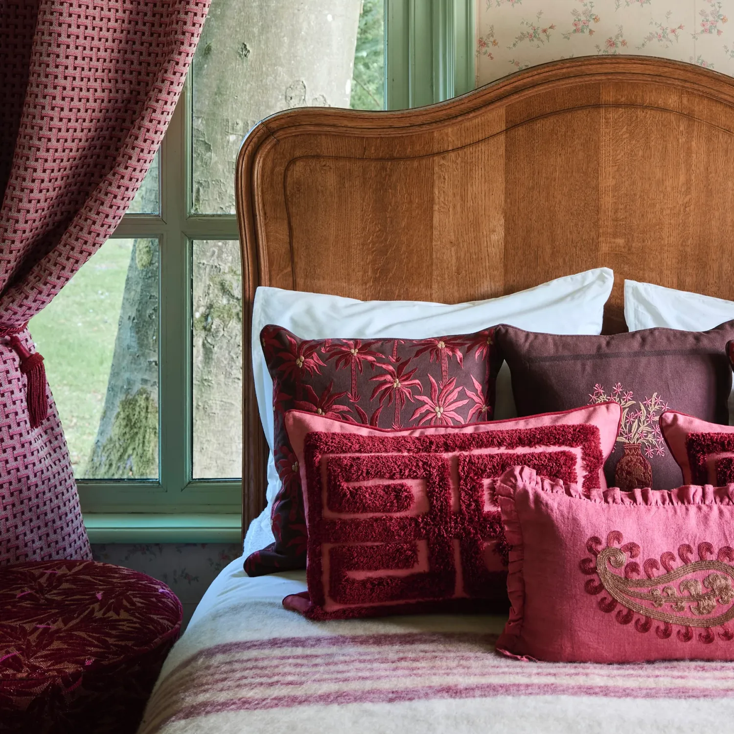 Palais - Cushion Cleo Pink&amp;Bordeaux