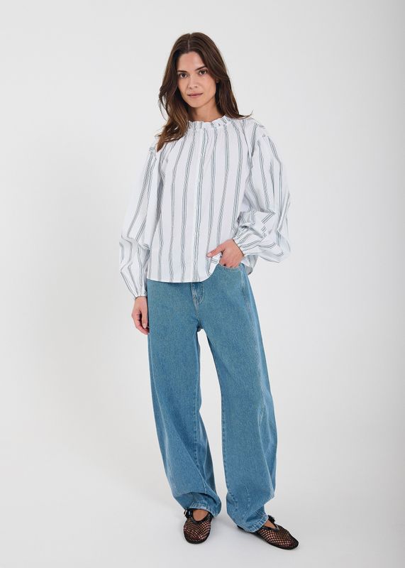 Norr- Kenzie Barrel Jeans Medium Blue denim