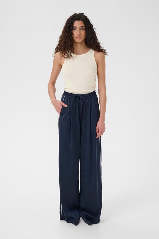 Gestuz - Drew top Egret