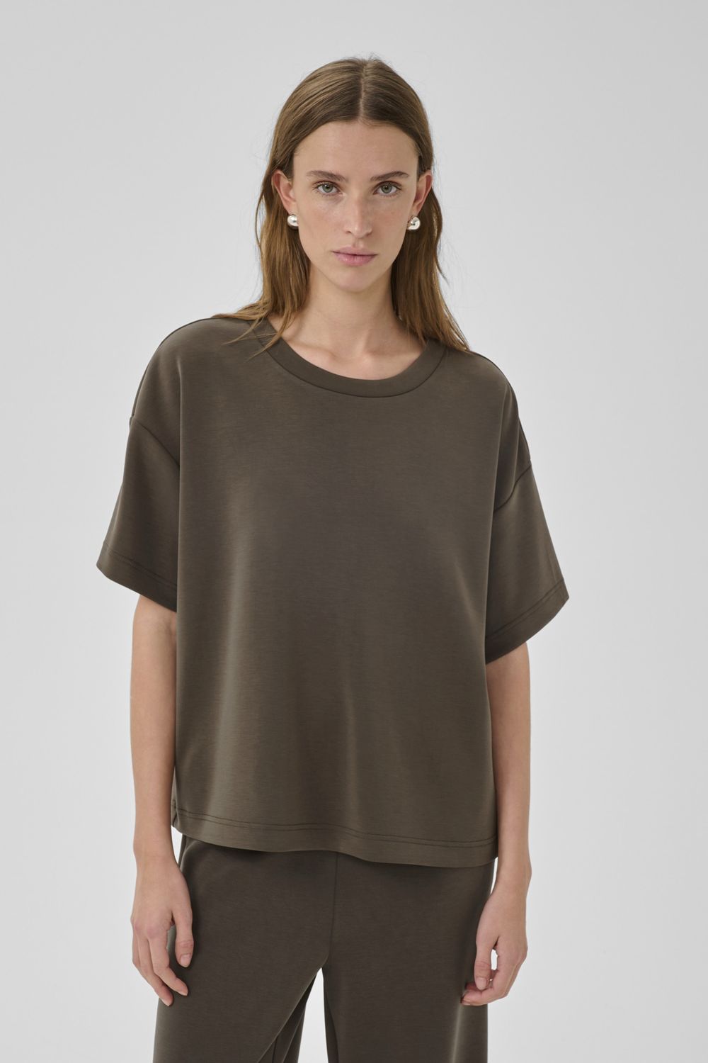My Essential Wardrobe - Helle Boxy Tee Major Brown