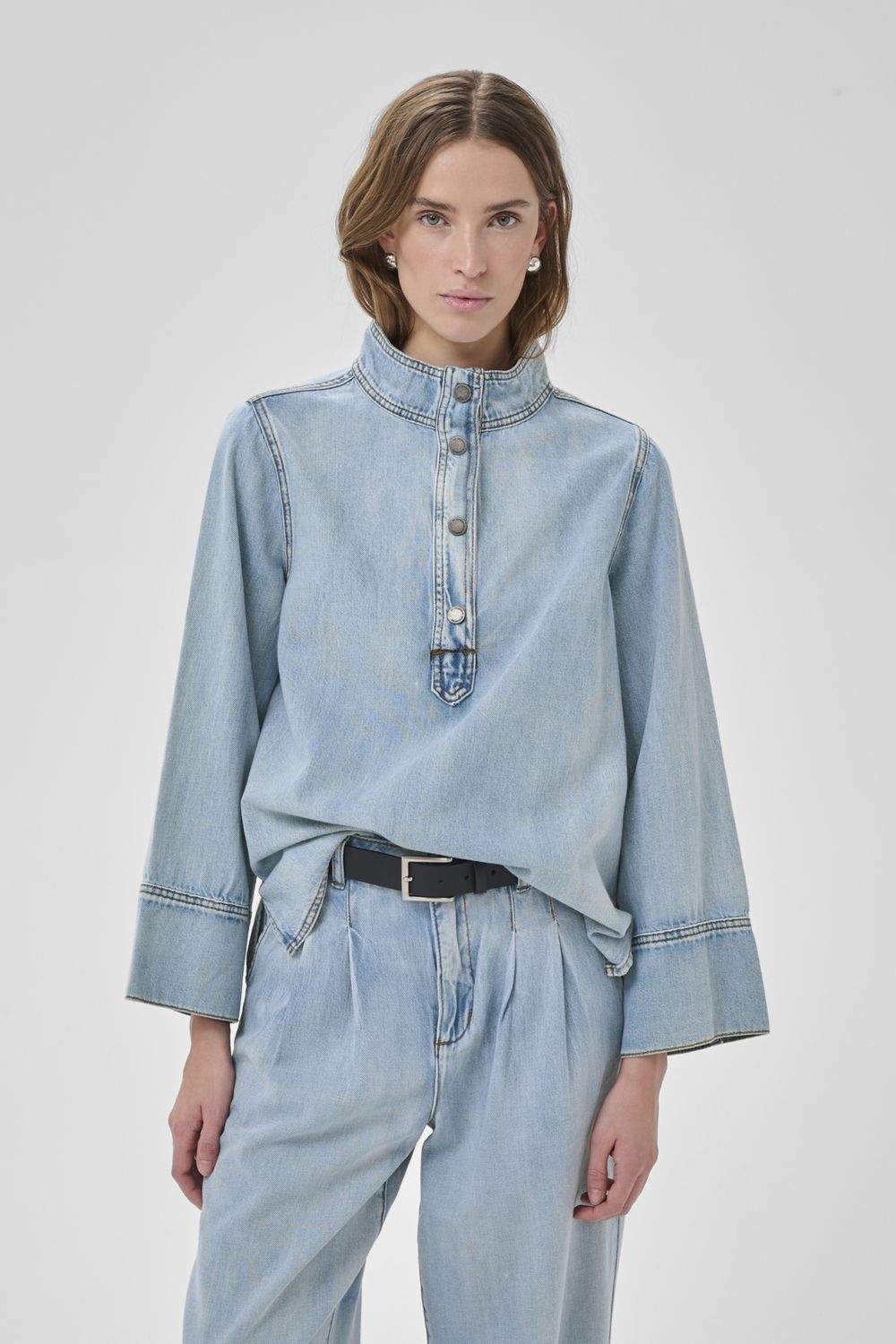 My Essential Wardrobe - Hilma Boxy blouse Light Blue wash