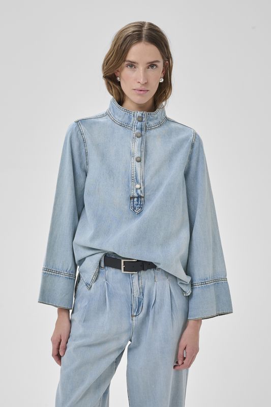 My Essential Wardrobe - Hilma Boxy blouse Light Blue wash