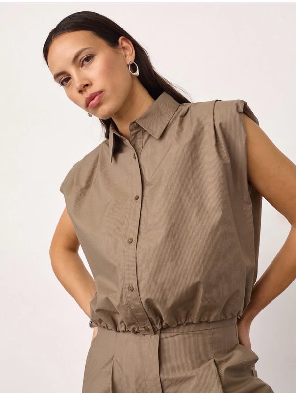 Co'Couture - Ophelia Pleat Shirt Mink