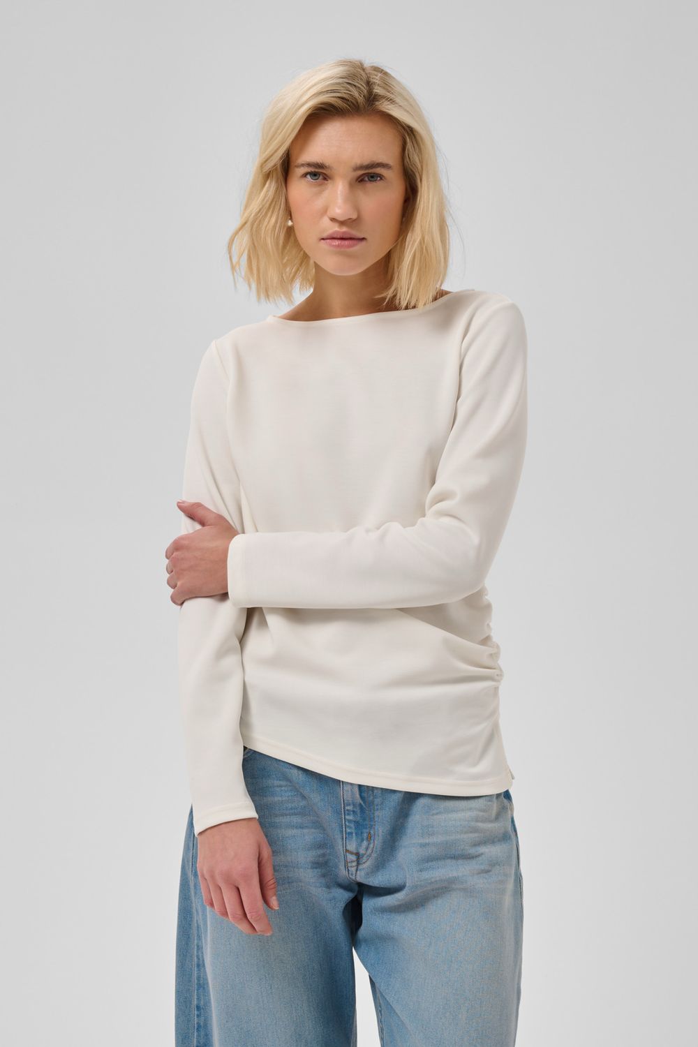My Essential Wardobe - Helle Asymmetric Blouse snow white