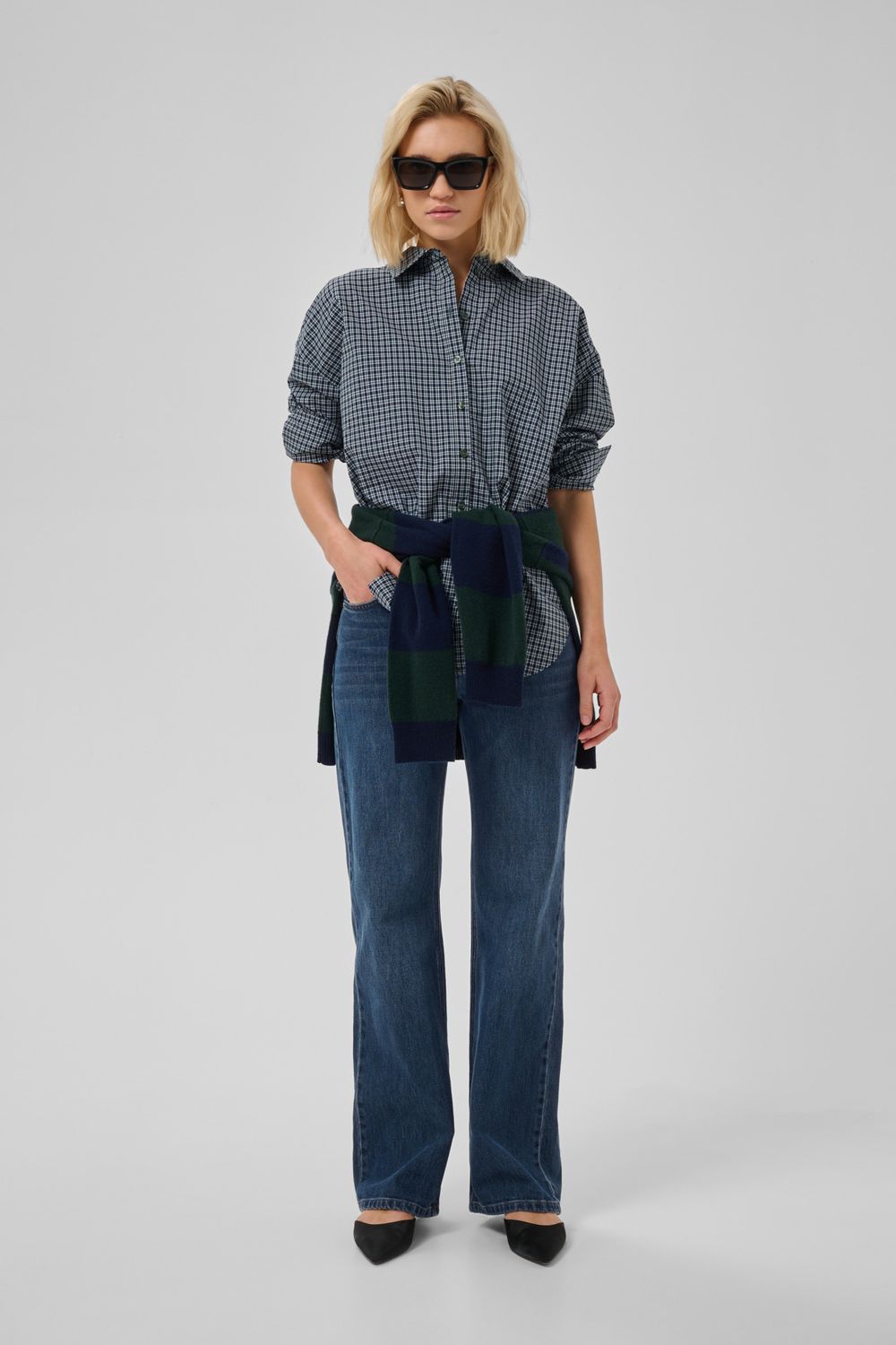 My Essential Wardrobe - The Louis 139 Dark Blue Retro Wash