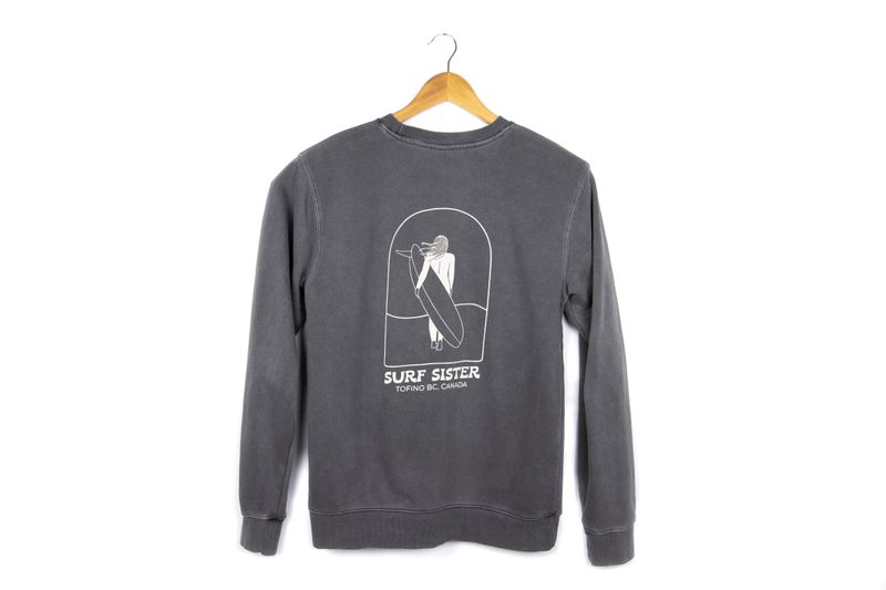 Unisex Crew - Windy Girl Arch