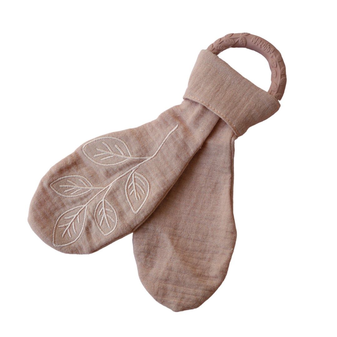 Natruba Muslin Leaf Teether Toy Rose
