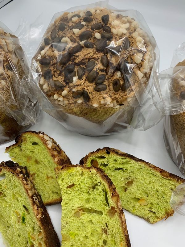 Panettone aux pistaches
