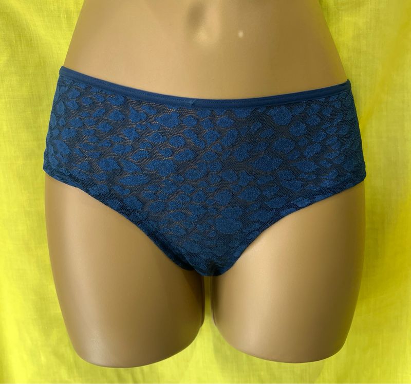 Rebranded Navy Knickers Lace Front