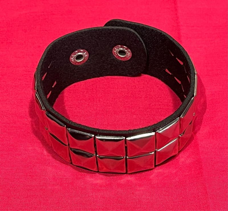 Double Leather Bracelet With Studs