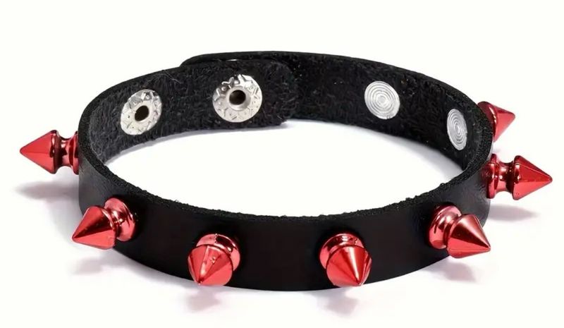 Leather Slim Bracelet Short Red Spikes