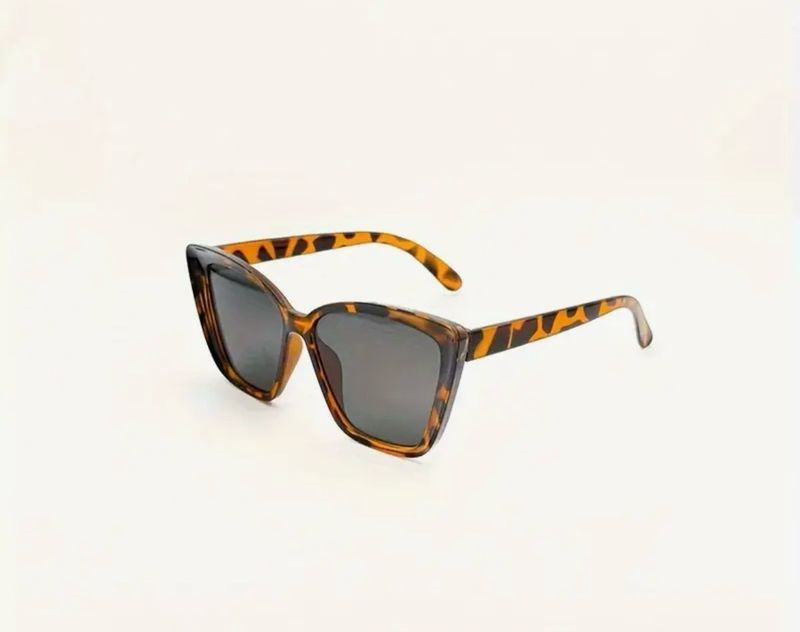 Cat Eye Oversize Sunglasses