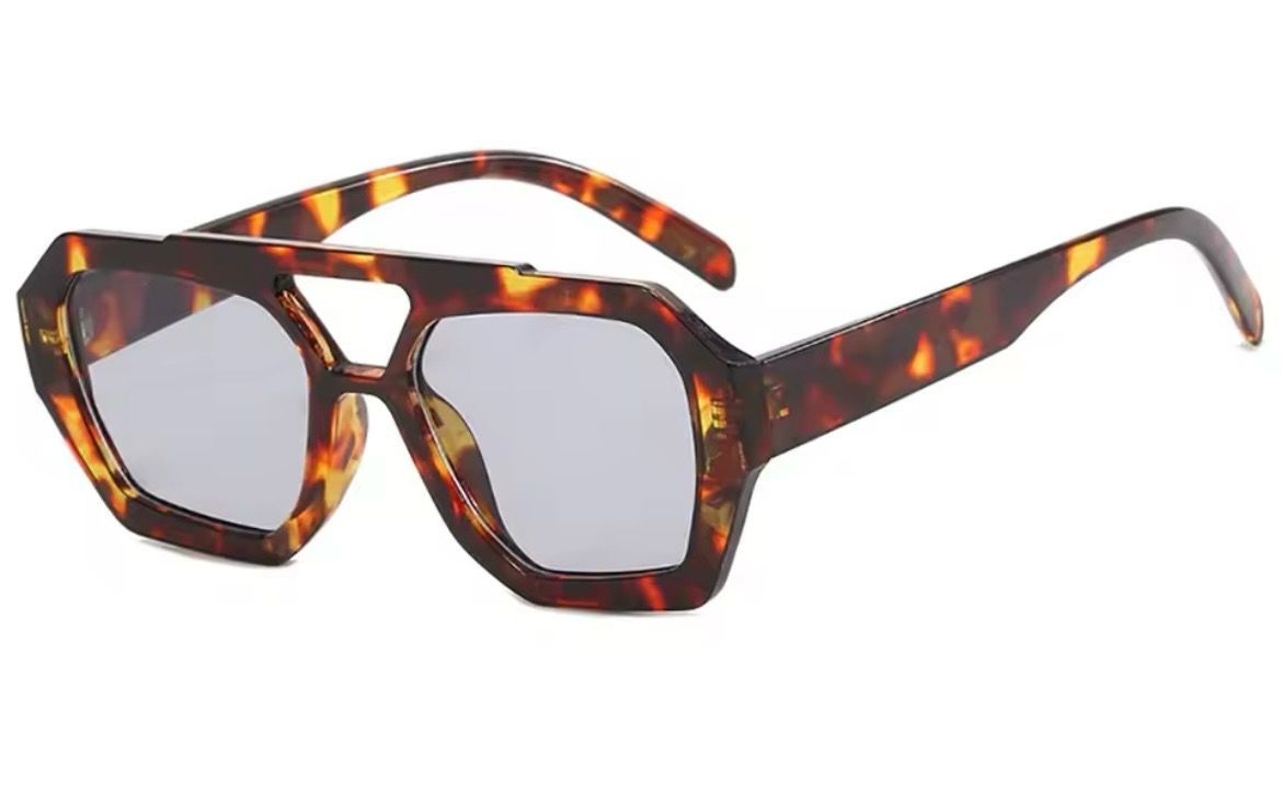 Irregular Shape Leopard Print Sunglasses