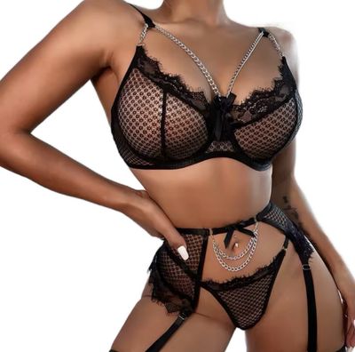 Hot Black Set With Chains