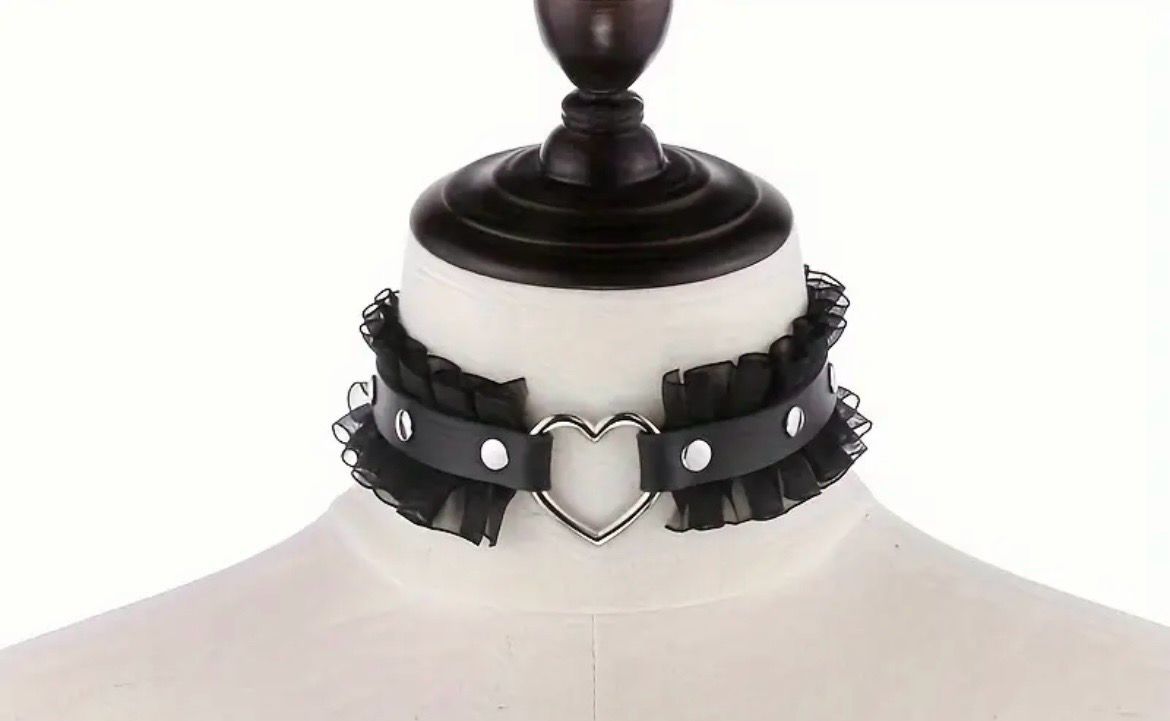 Leather Choker With Frill