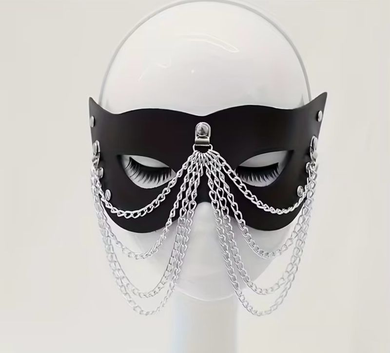 Leather Mask With Chains