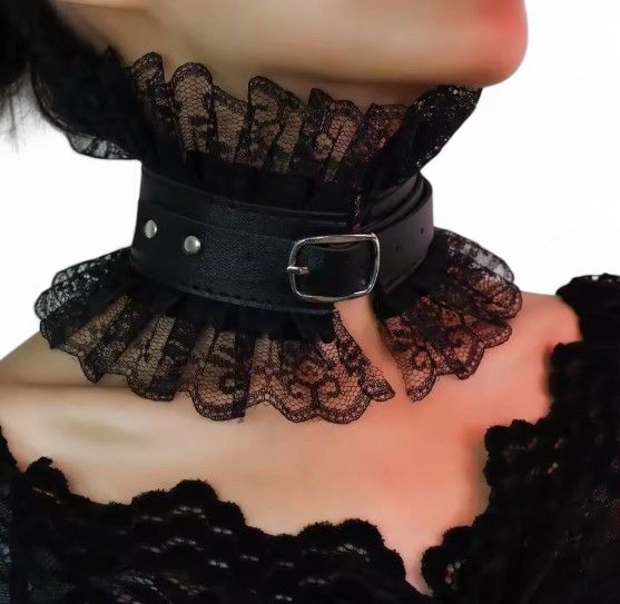 Black Lace And Leather Choker