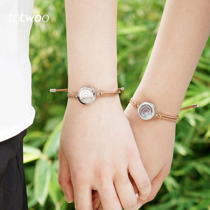 Totwoo Is In Love With Long-distance Love Couples Remote Interactive Induction Bracelet Smart Bracelet Birthday Gift
