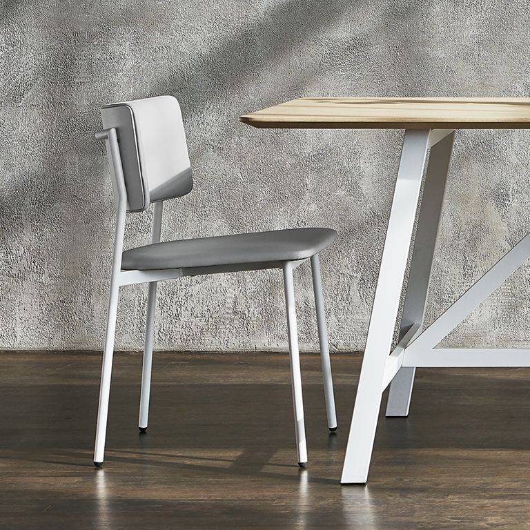 Signal Chair, Color: White and Putty