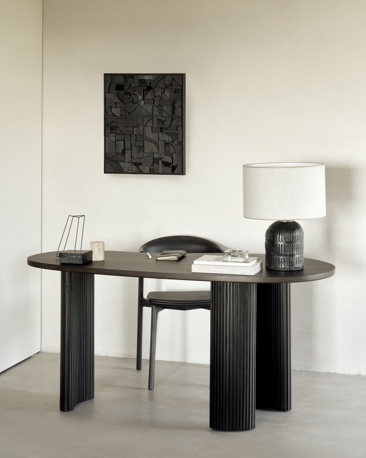 Boomerang desk - varnished mahogany - dark brown - pebble shape, 63 x 32.5 x 30