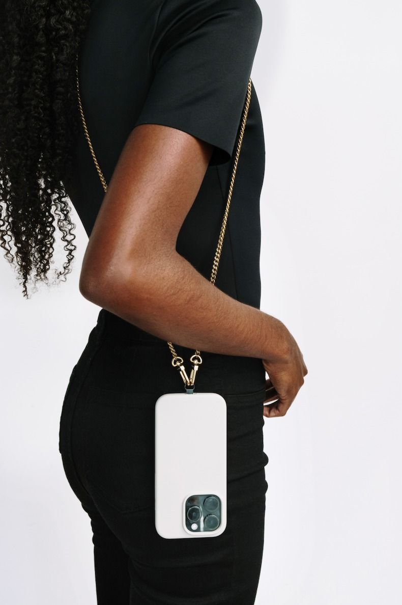 Kelsey Phone Chain - Gold