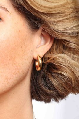 Michaela Hoops 1in - Gold