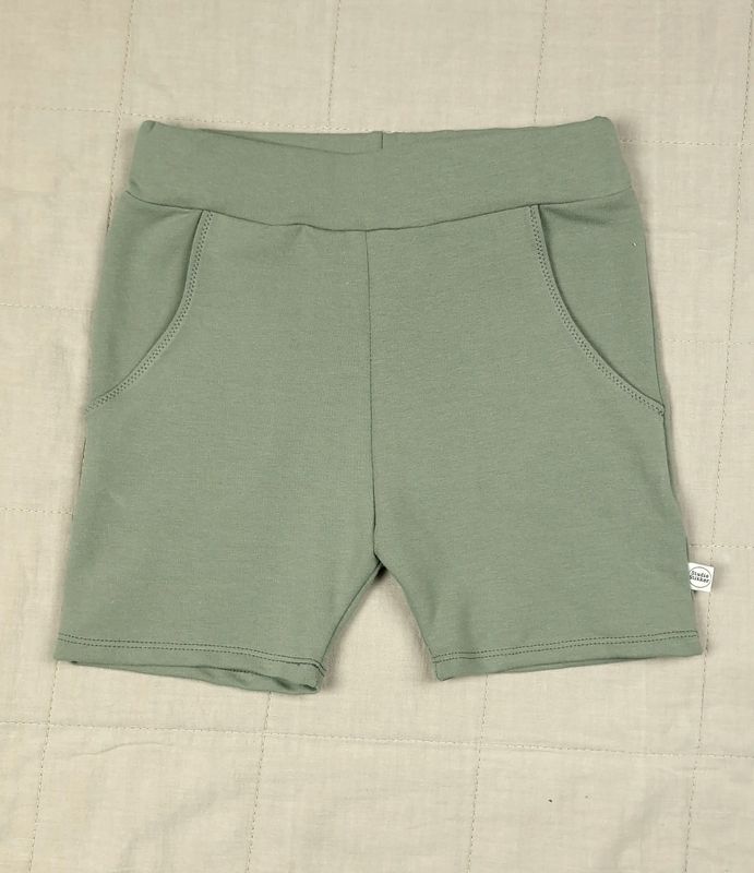 Korte broek groen