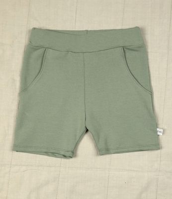 Korte broek groen
