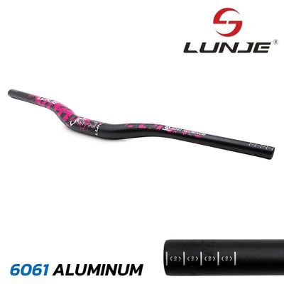 Cintre de 720 mm hauteur de 25 mm noir-rose